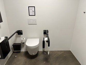 Børns Vilkår - Aarhus - Toilet i  kælderen