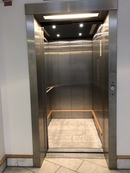 Flughafen Kopenhagen - Toiletten (nach Sicherheitskontrolle) - bei Gate A25