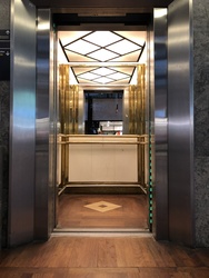 Flughafen Kopenhagen - Toilette (nach Sicherheitsdienst) in Verbindung mit den Geschäften in Terminal 2