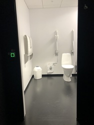 LEGO House - Toilette - History Collection / LEGO Cinema (Untergeschoss)