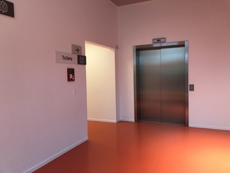 LEGO House - Toilette - Experience Zones (1. Stock)